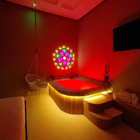 Erbanova Al Borgo Apartment